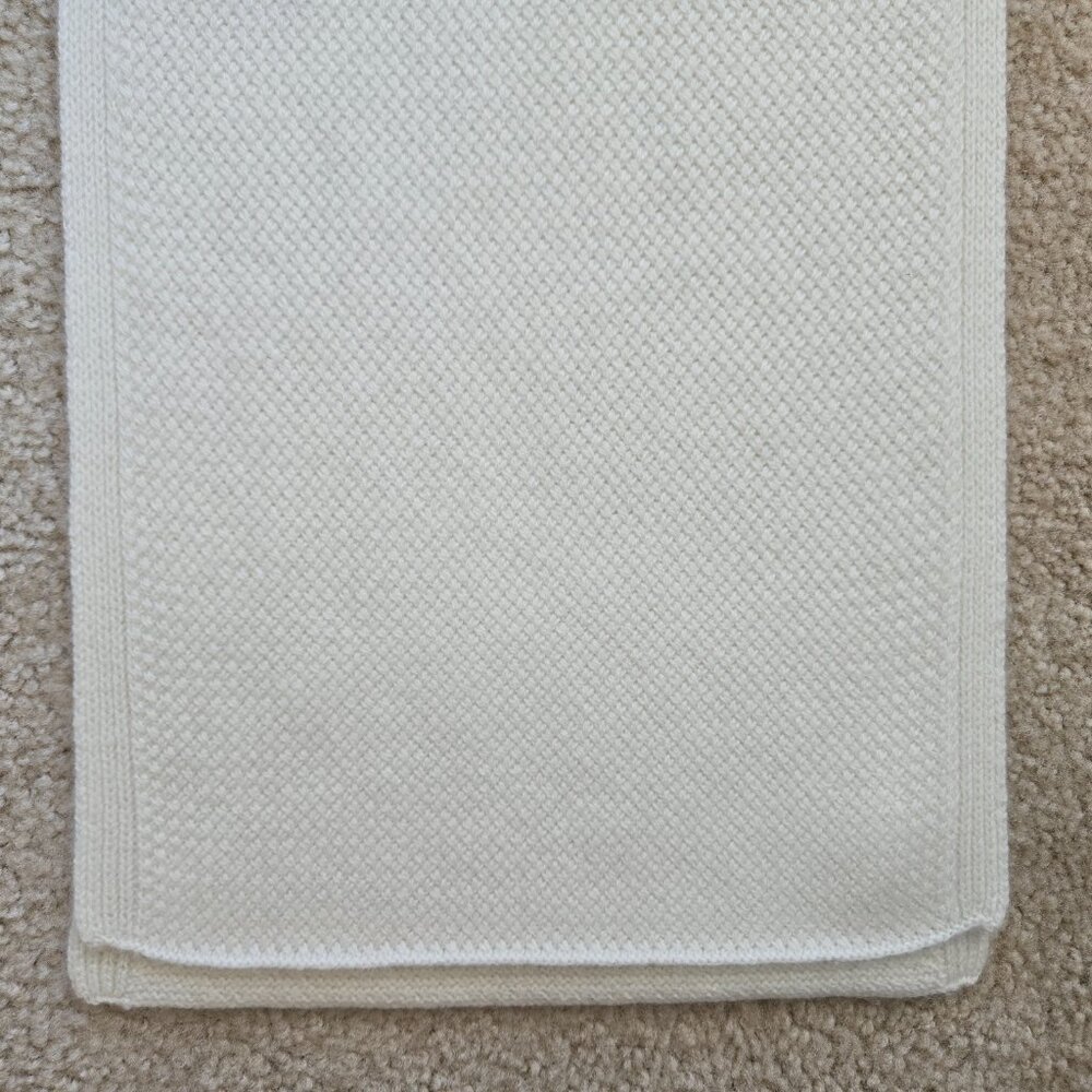 NWOT Garnet Hill Cashmere Scarf Basketweave Ivory - Picture 4 of 8